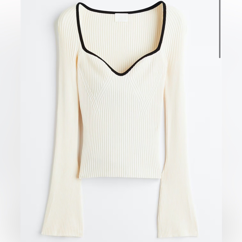 H&M Cream Ribbed Sweater with Black Trim
